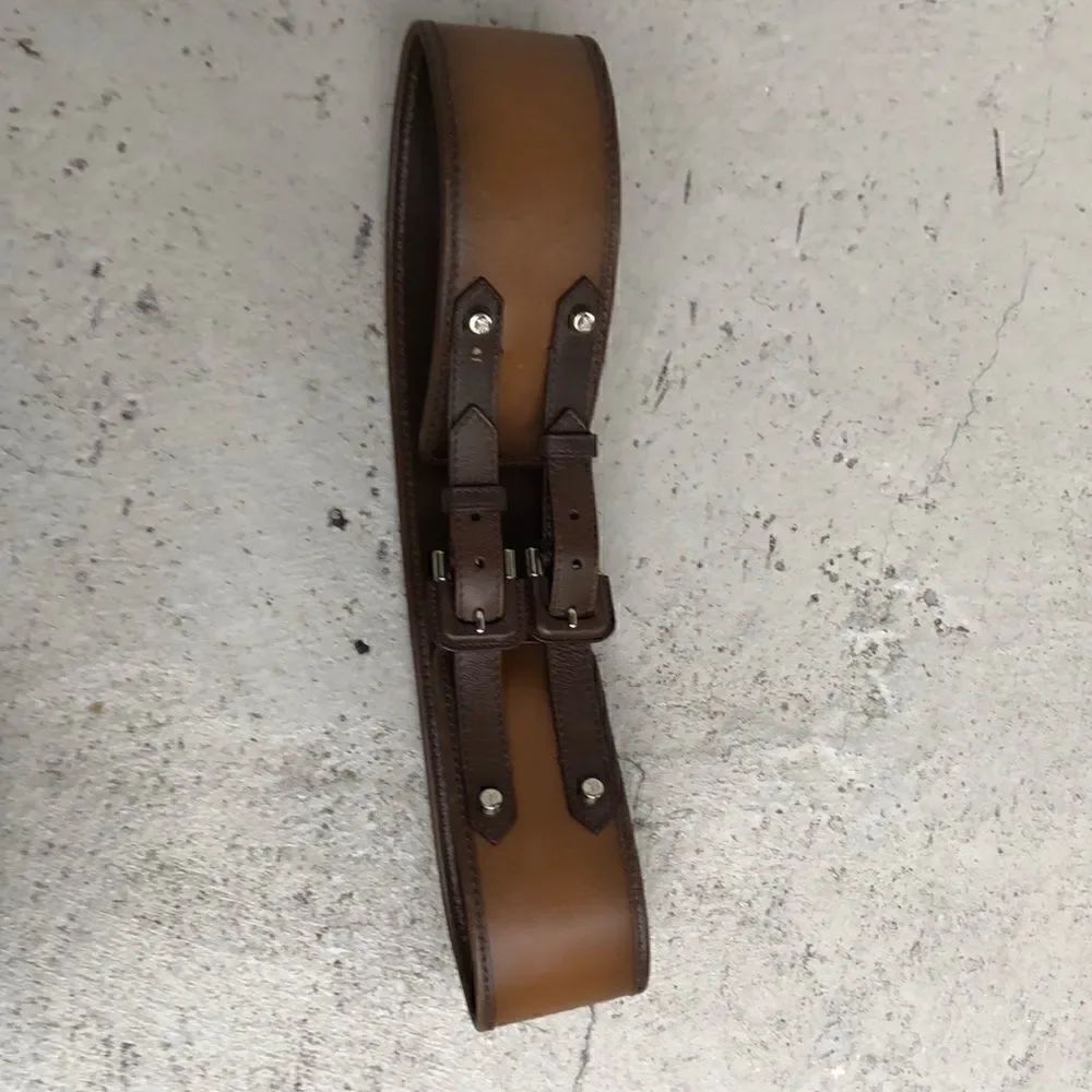 Burberry leather belt   